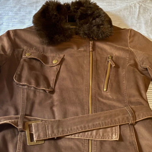 Benetton women's jacket like new with fur collar