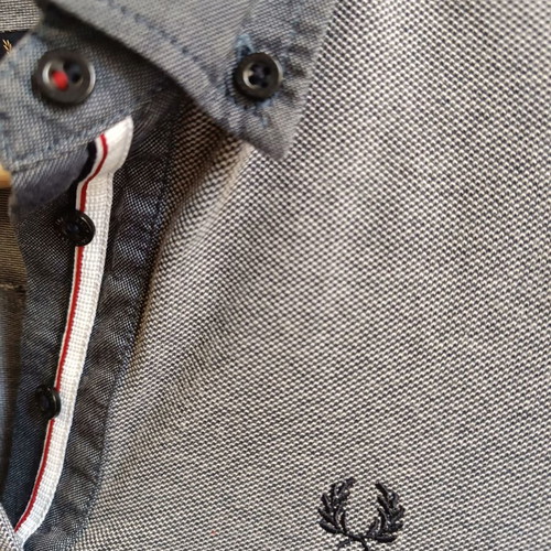 Fred Perry Grey Piqué Polo Shirt Size Small Like New
