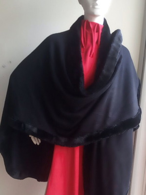 Marks & Spencer St Michael vintage κάπα με οικολογική γούνα σε μαύρο, one size