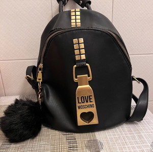 Love moschino τσάντα