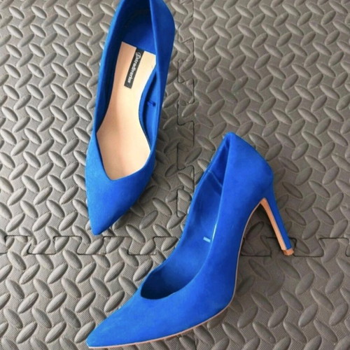 Stradivarious blue royal suede pumps like new, size 39