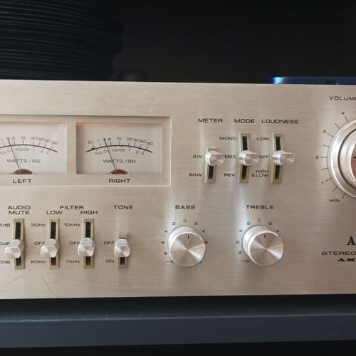 Vintage Akai AM-2600 stereo amplifier, made in Japan