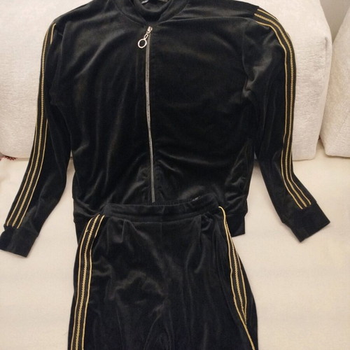 Elegant velour tracksuit set Benissimo like new, black with gold stripes