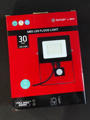 Προβολέας LED 30W πλήρως ρυθμιζόμενος με αισθητήρα κίνησης καινούργιος