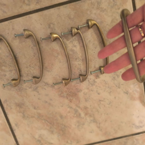 Metal handles like new set of 6 pieces