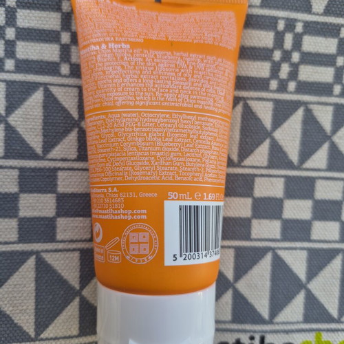 Mastihacare face sunscreen with herbs SPF 30, 50ml, new with gift pouch