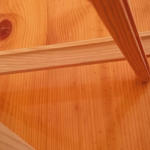 Wooden tabletop easel like new, A-frame design