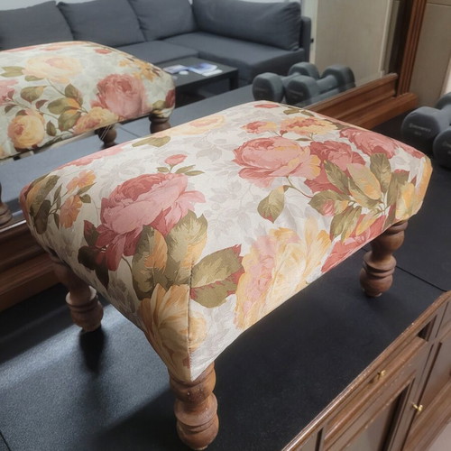 Decorative stool like new