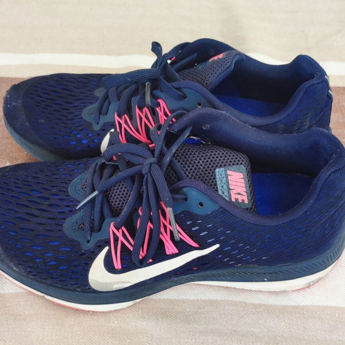 Nike Air Zoom Winflo 5 running shoes size 40 used, blue and pink