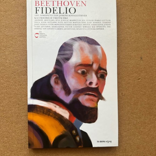 Beethoven - Fidelio opera book with 2cd like new, classical