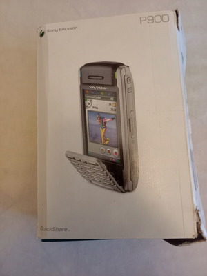 Sony Ericsson P900 mobile phone like new, collectible