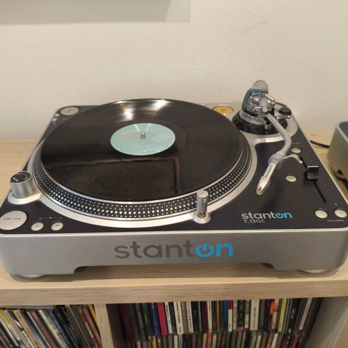 Stanton T.120C Turntable with Numark Concord Needle and Stanton M.201 Mixer like new