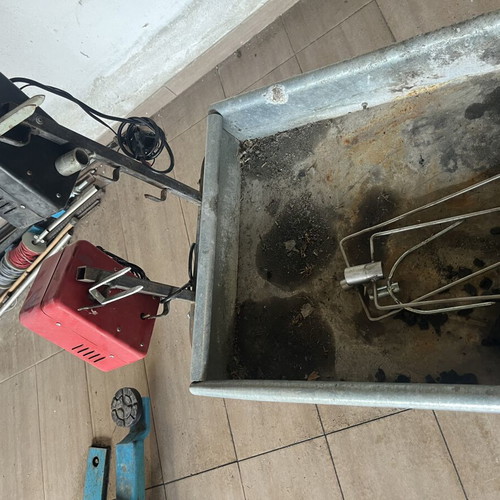 Rotisserie with two motors and two spits, like new