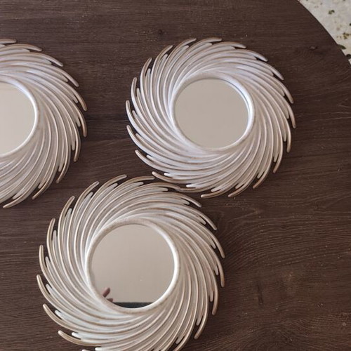 Wall mirrors set of three like new