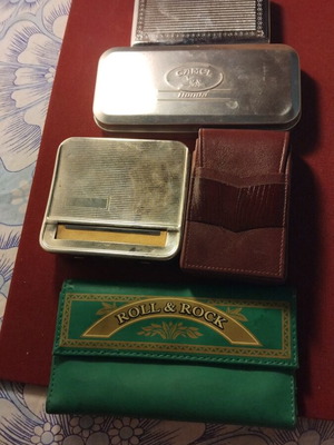 Smoking accessories like new, pack of 5, cigarette cases
