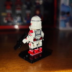 Coruscant Assault Trooper φιγούρα Lego με βάση και δύο blasters