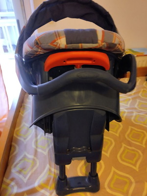 Child Car Seat like new with removable washable cover