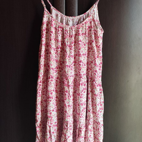Loose floral dress size XS like new