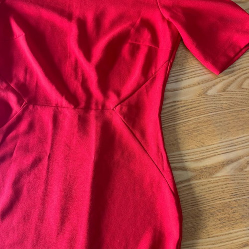 Red dress H&M size 40 like new with impressive back