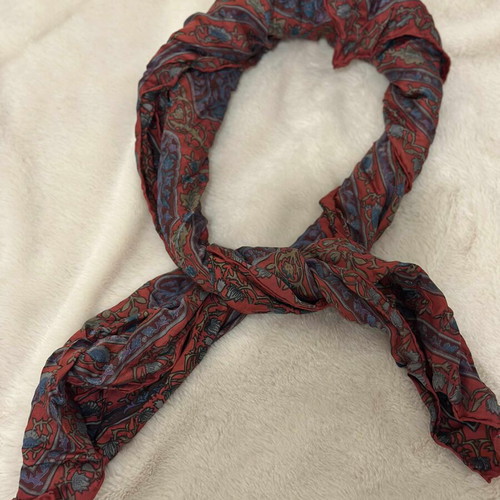 Women's scarf used with oriental printed pattern
