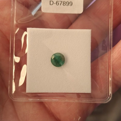 Natural Emerald 0.92 ct Brazil Round Cut F1 Oil Certified