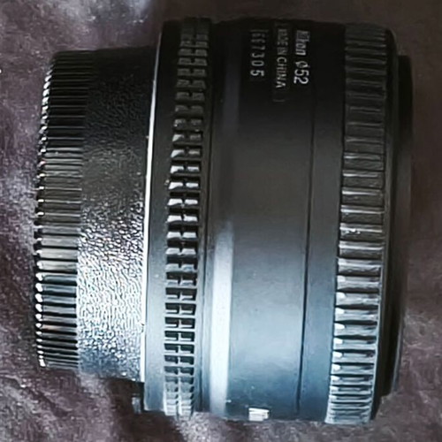 Nikon AF Nikkor 50mm f/1.8D lens like new