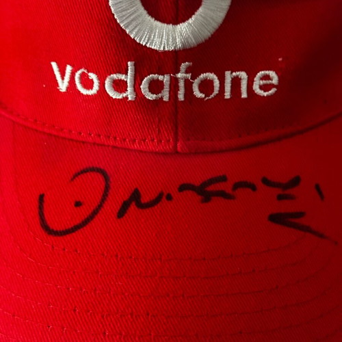 Collectible Olympiakos cap with Antonis Nikopolidis signature new