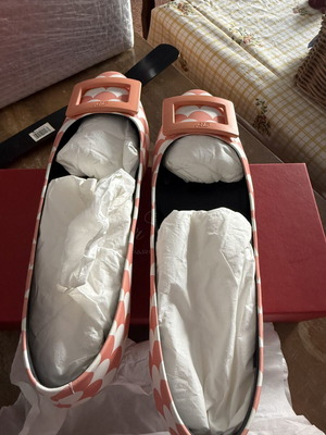 Roger Vivier ballerinas, pink, size 41