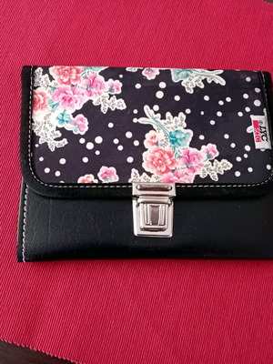 Vintage school pencil case, 1970-1980 era, two compartments