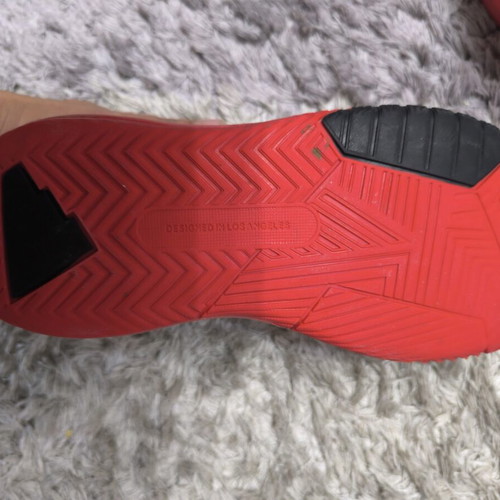 Adidas sports shoes for boys, red, size 38