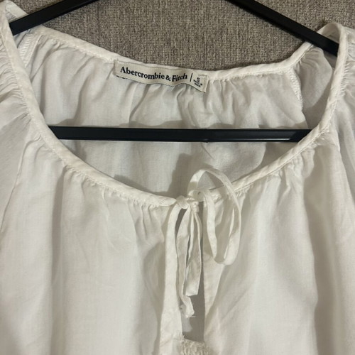 Abercrombie & Fitch oversized white top