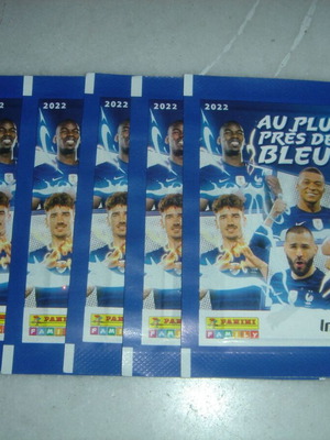 Φακελάκια αυτοκόλλητα Panini Family Au Plus Pres Des Bleus 2022 καινούργια, 5 τεμάχια