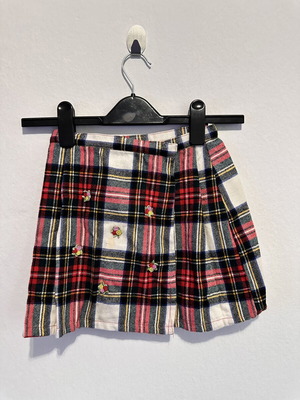 United Colors of Benetton children's plaid skirt with embroidered flowers, size 6 years