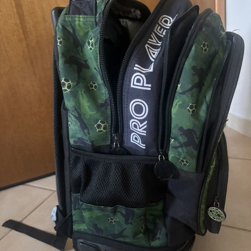 Must Pro Player School Trolley Bag with Football Design like new