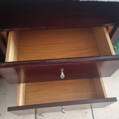 Bedroom vanity with two nightstands like new