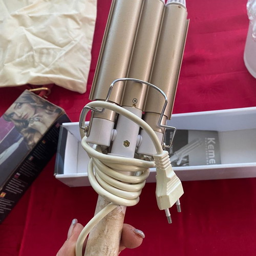 Hair curler used with three barrels for wavy curls