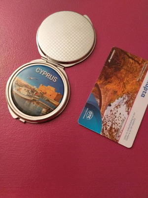 Pocket mirror new