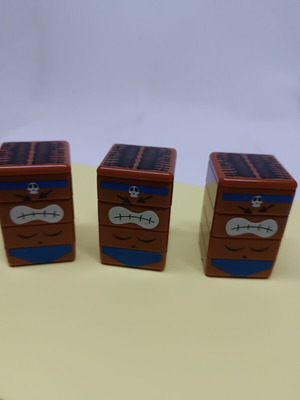 Children's stamp set like new, 3 stamps with 3 designs each