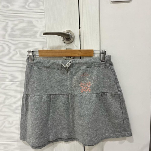 Victoria Couture X Hello Kitty Mini Skirt Size Small like new, gray and pink
