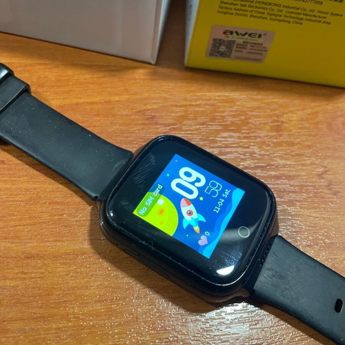 Awei H14 smartwatch for kids like new