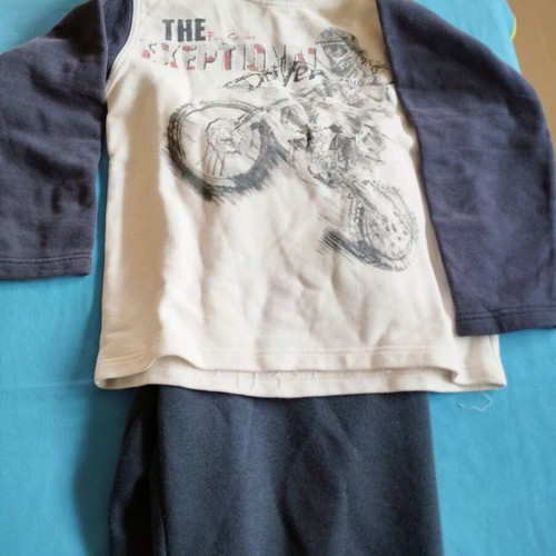 Set of 3 branded boys' shirts No 10-12 like new with free tracksuit