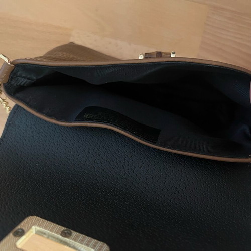 Women's brown shoulder bag new with gold details