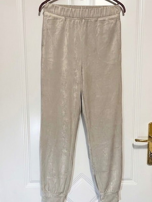 Велвет панталон H&M като нов, бежов XS