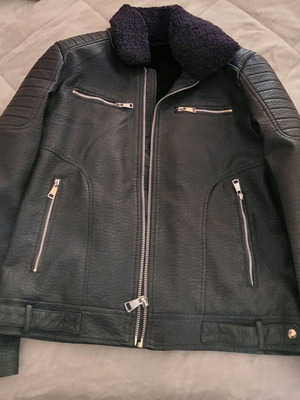 Jacket biker large καινούργιο με ζεστή επένδυση και αποσπώμενη γούνα στον γιακά