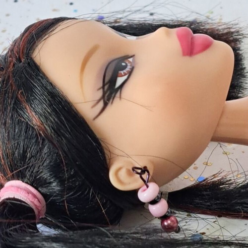 Bratz Oh La La Kumi original doll, nude with flaws
