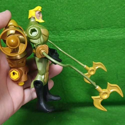 Mattel Batman Brave and the Bold Deluxe Power Prop Aquaman action figure 2009
