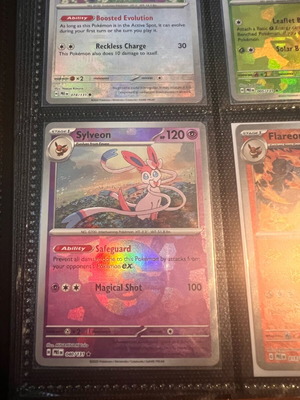 Pokemon prismatic evolution Sylveon pokeball σαν καινούργιο, pack to sleeve