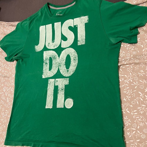 Nike Tee XL used, 100% cotton with large Vintage Logo