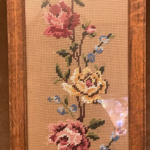 Embroidered painting like new, dimensions 22cm by 50cm
