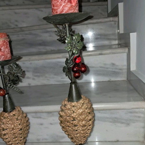 Set of 3 metal candlesticks new with decoration of plant fibers and glass grapes